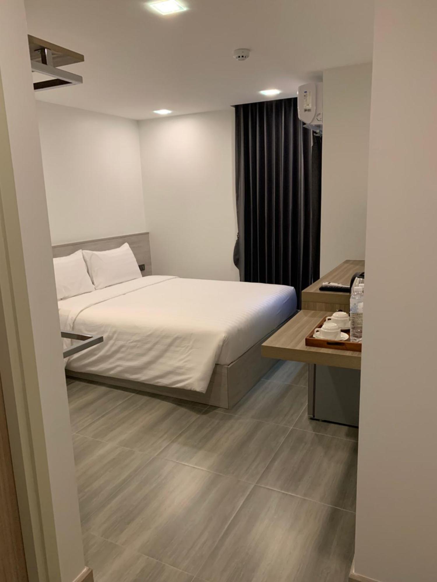Double Room Private Bathroom